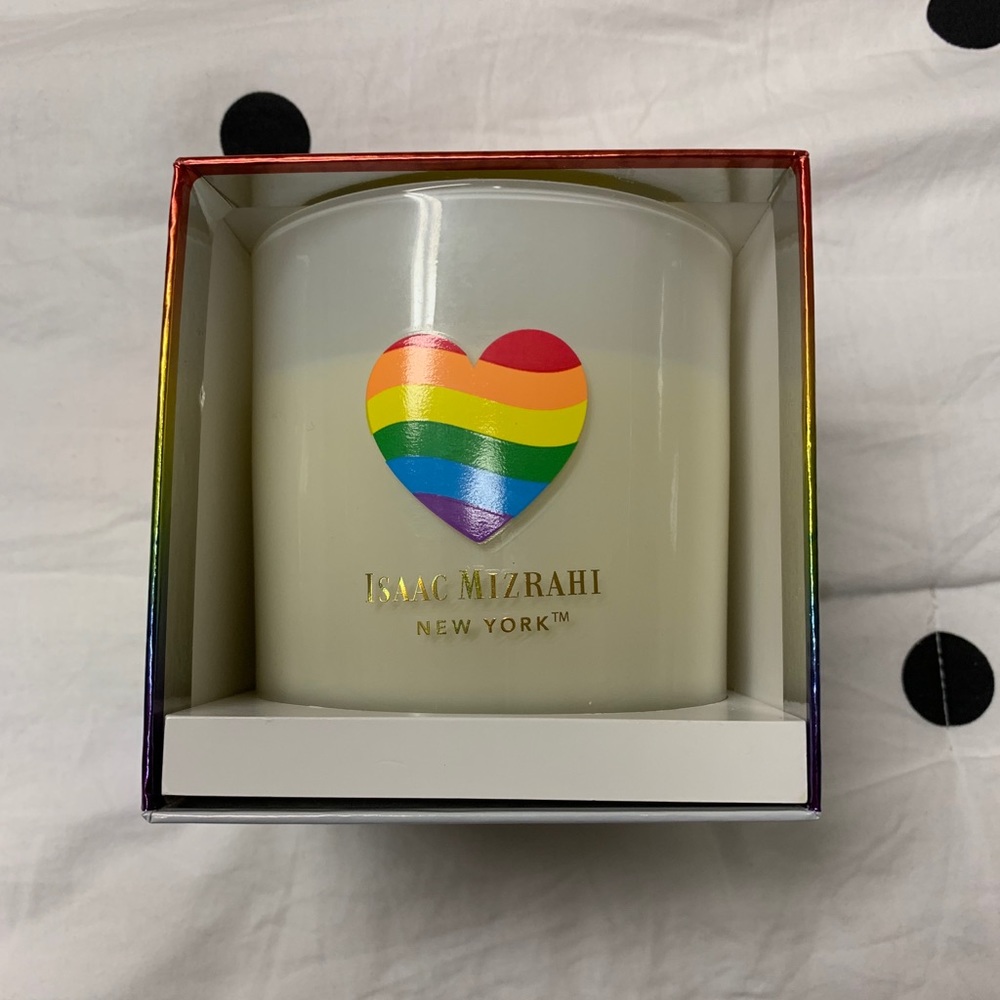 New in box soy candle Isaac Mizrahi Paradise